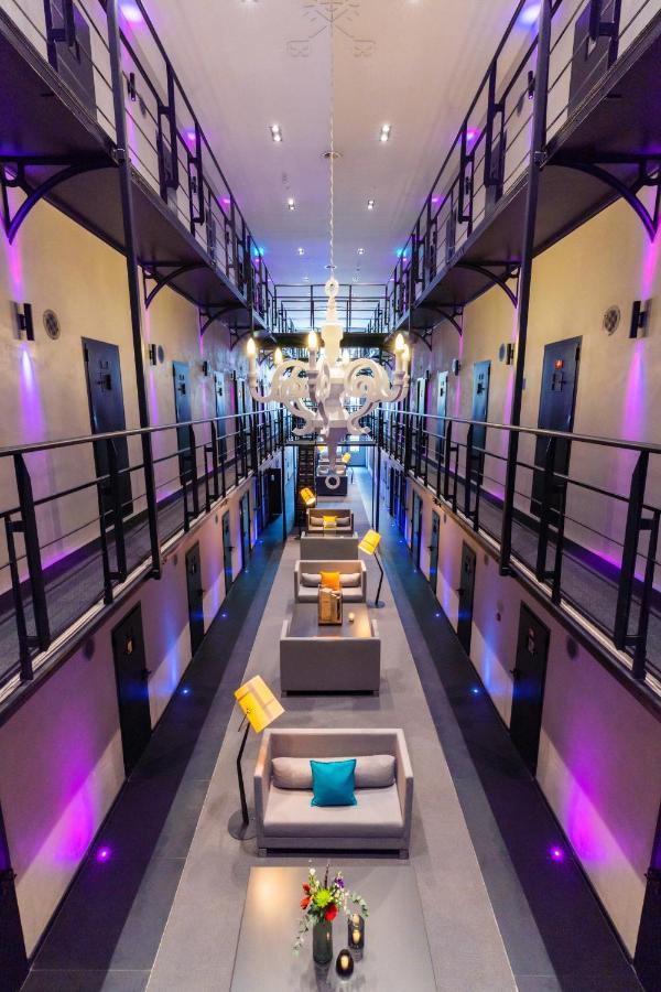 Het Arresthuis Roermond Exterior foto Interior of the hotel