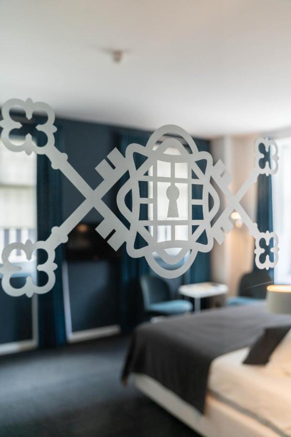 Het Arresthuis Roermond Exterior foto Logo of the hotel