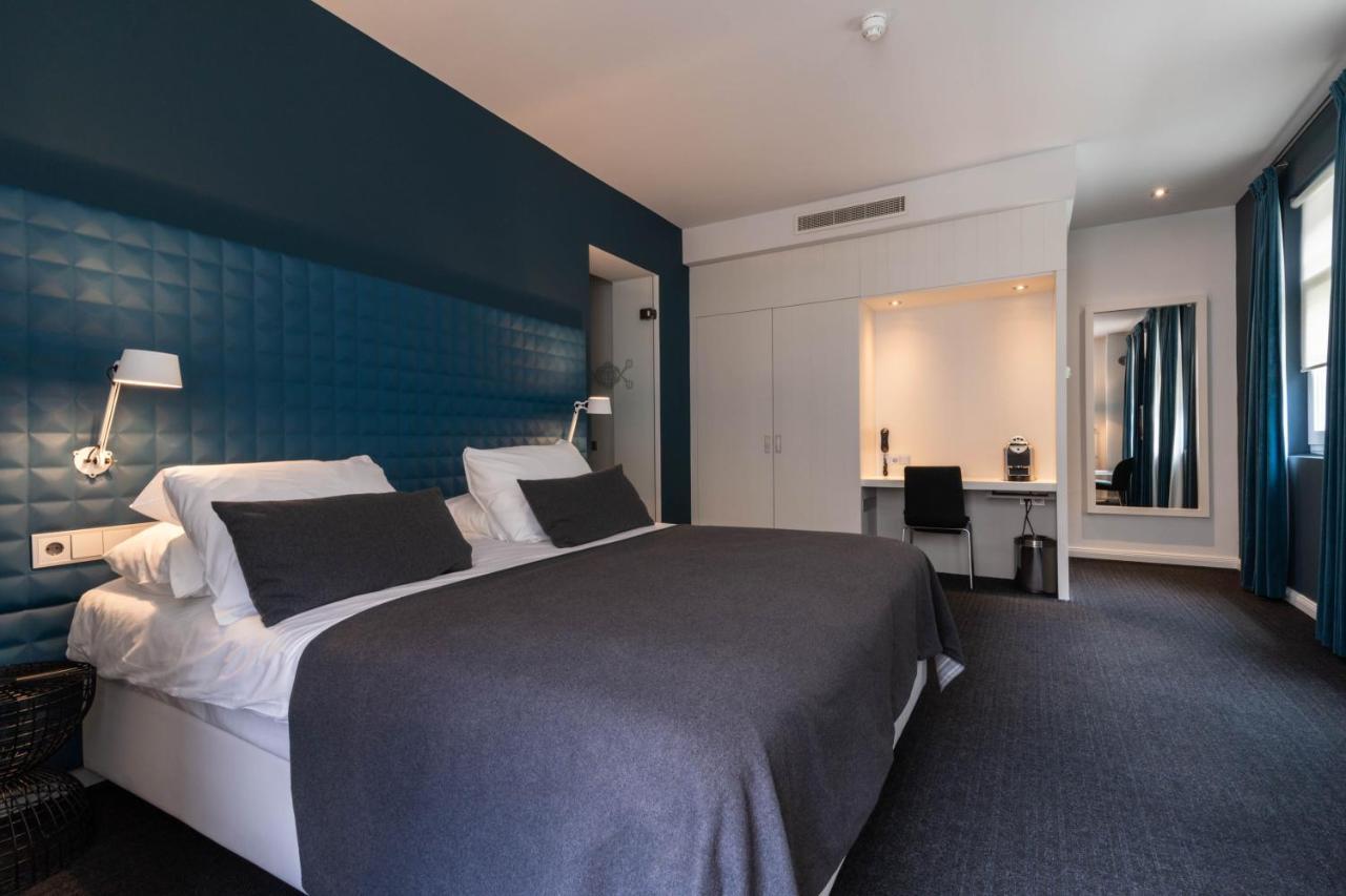 Het Arresthuis Roermond Exterior foto A room at the hotel