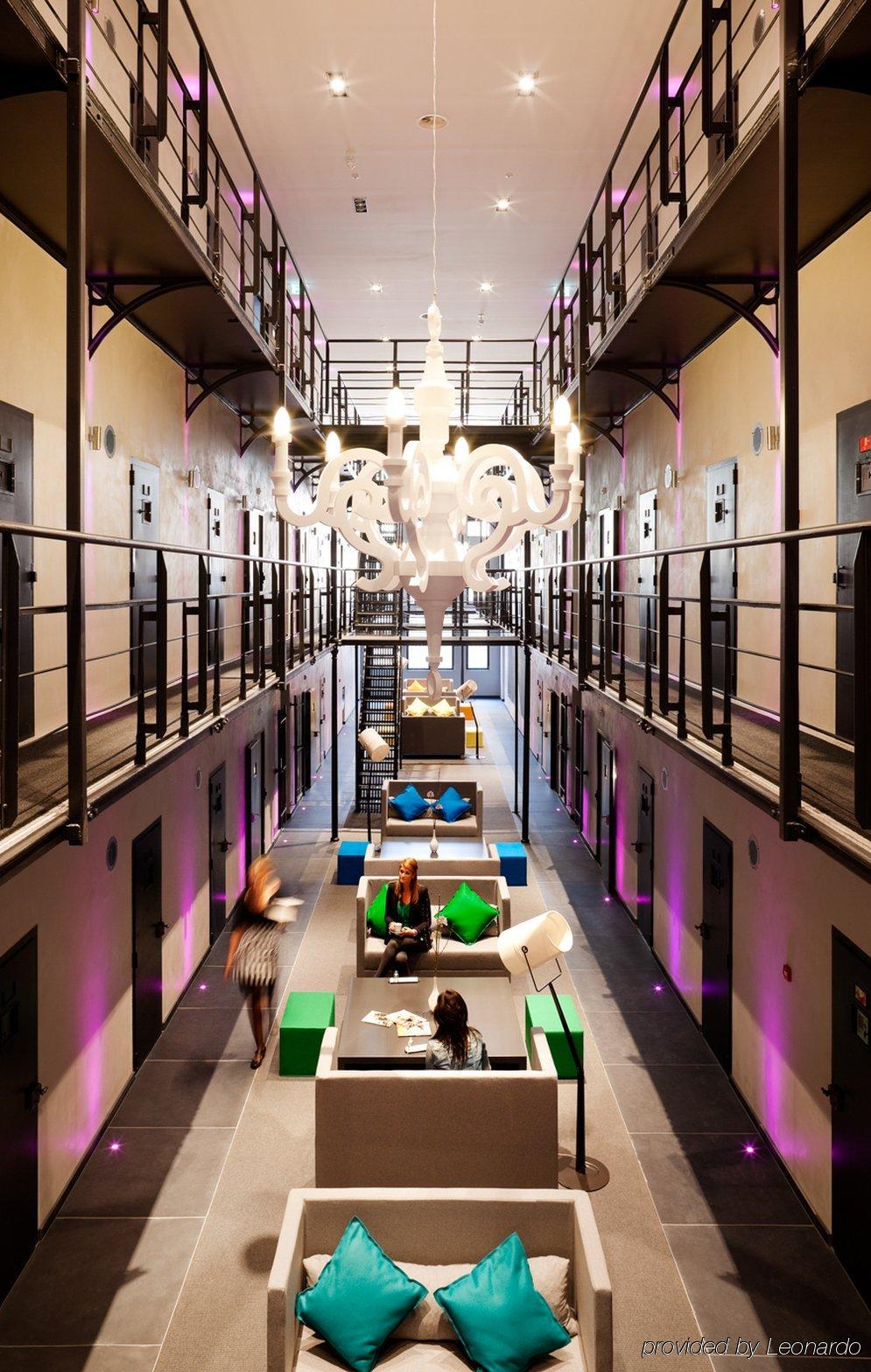 Het Arresthuis Roermond Interior foto The interior of the hotel