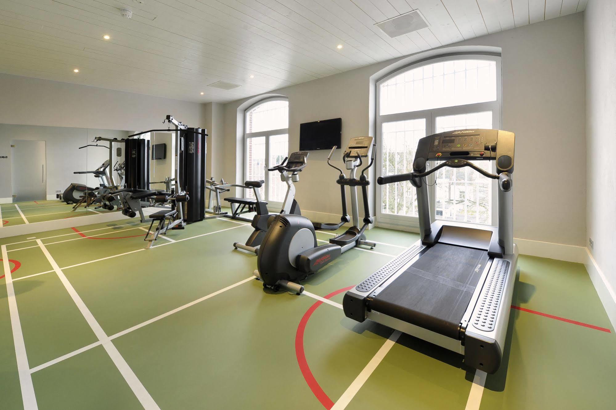 Het Arresthuis Roermond Exterior foto The gym at the hotel