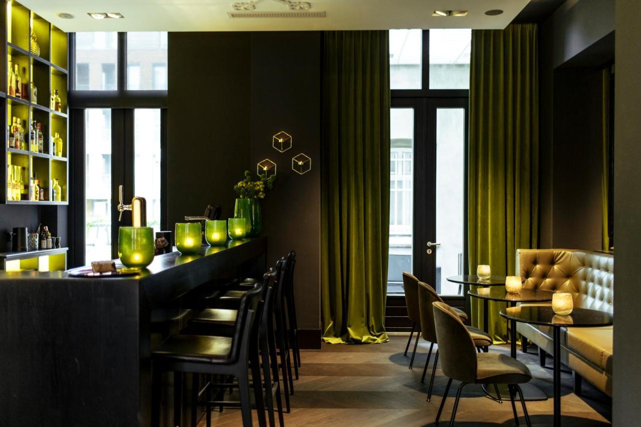 Het Arresthuis Roermond Exterior foto The bar at the Hotel 87